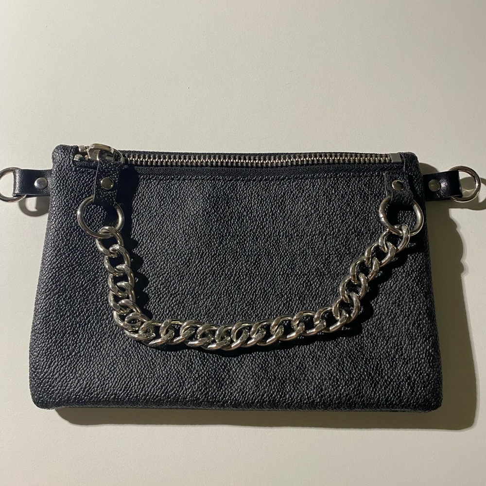 Michael Kors MK Signature belt bag